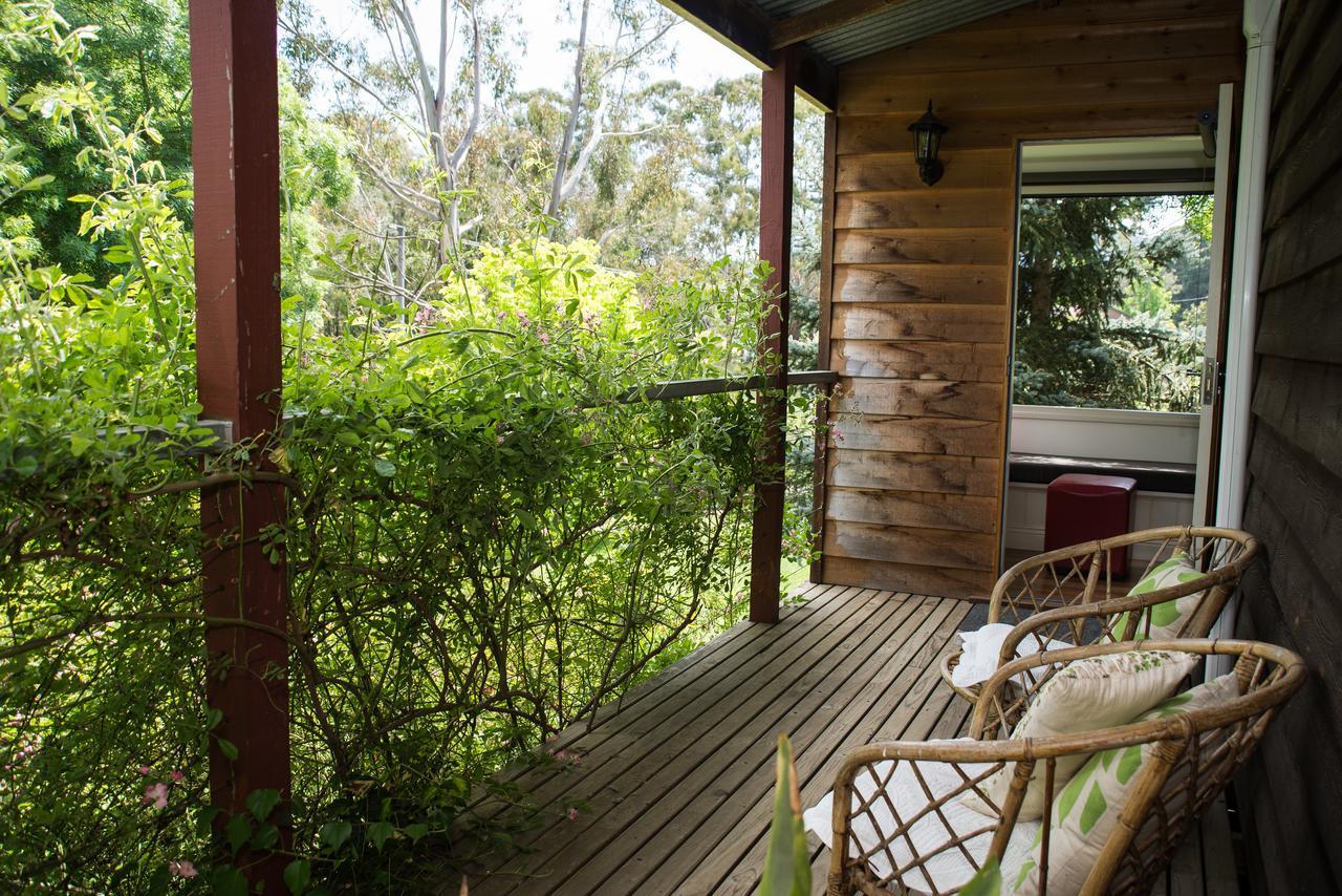 Bed and Breakfast Hollyhock à Macedon Extérieur photo