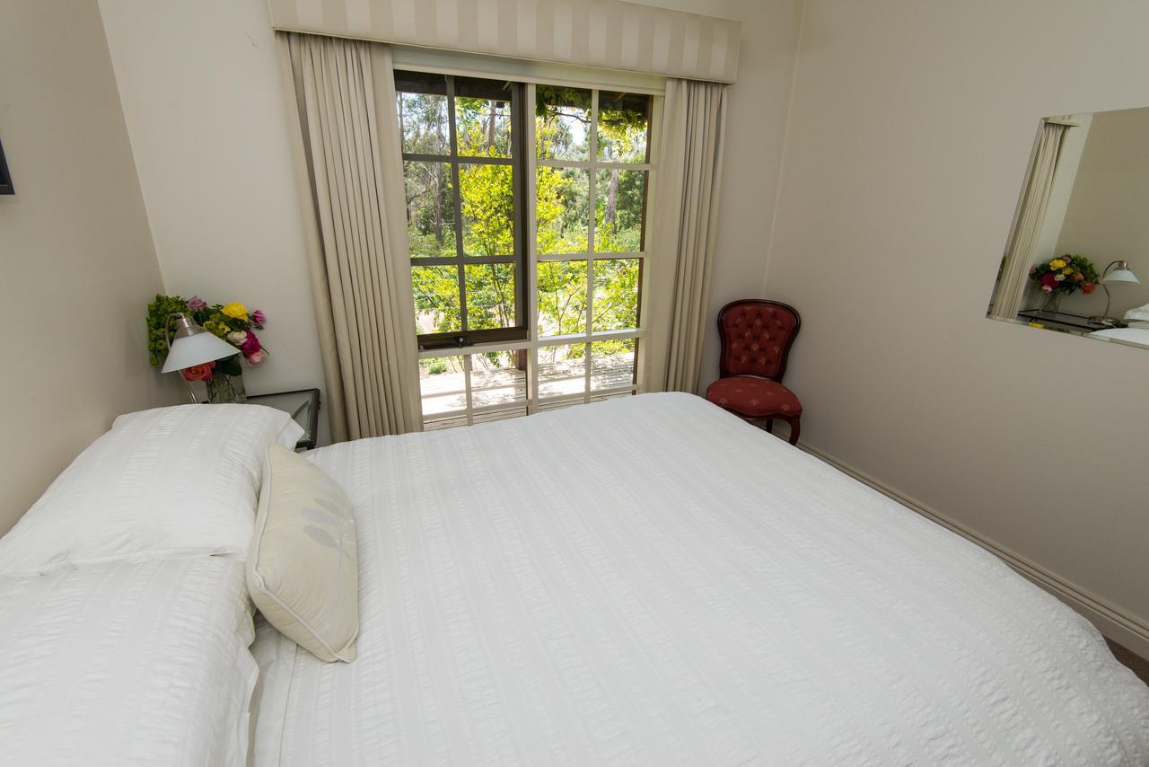 Bed and Breakfast Hollyhock à Macedon Extérieur photo